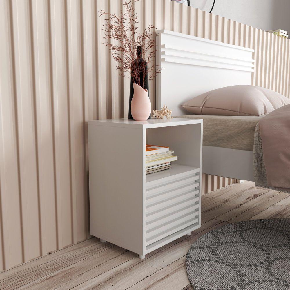 Mesa De Cabeceira Com 1 Gaveta E Detalhe Ripado Branco - 1
