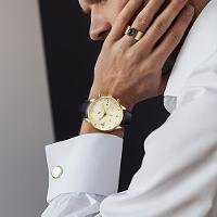 Relógio Preto Dourado De Luxo - Cronômetro Com Pulseira De Couro Dourado - 3