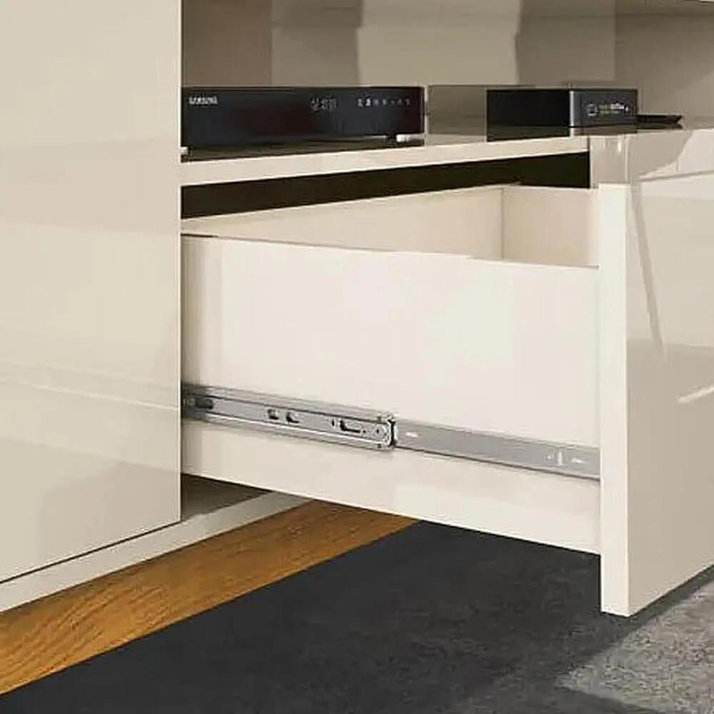 Rack Para Tv Até 75 Polegadas 2 Portas 2 Gavetas Morgan Off White E Cedro Naturale 220cm - 4