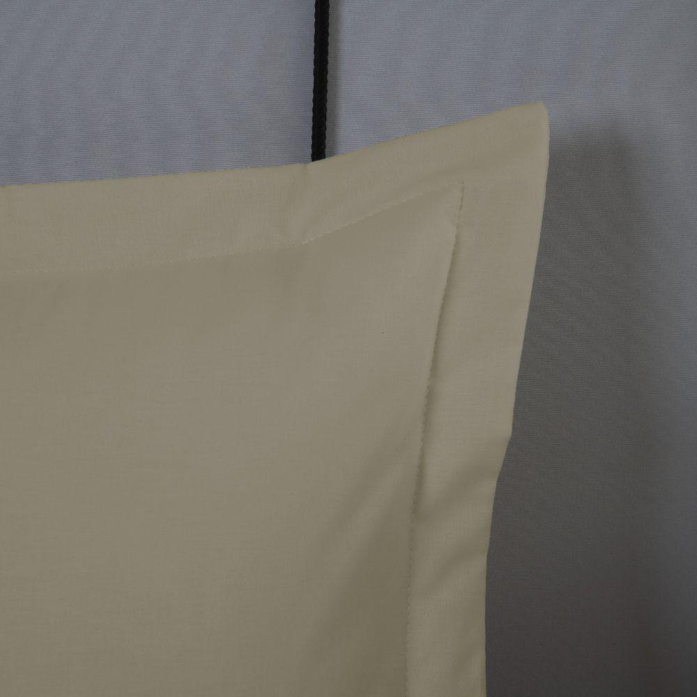 Porta Travesseiro Dia A Dia 1 Peça 70cm X 50cm 80% Algodão - 20% Poliéster Percal 140 Fios Cor:cáqui - 2