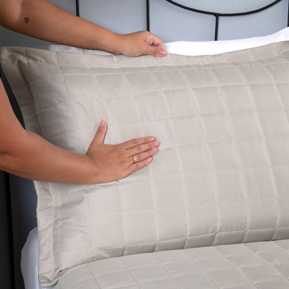 Porta Travesseiro Matelado Soft 1 Peça 70cm X 50cm 100% Poliéster Cor:areia - 2