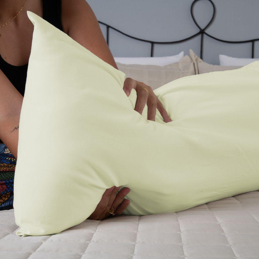 Capa Para Travesseiro Fofuxão 1 Peça 1,46m X 46cm 80% Algodão - 20% Poliéster Percal 140 Fios Com Zíper Cor:palha - 3