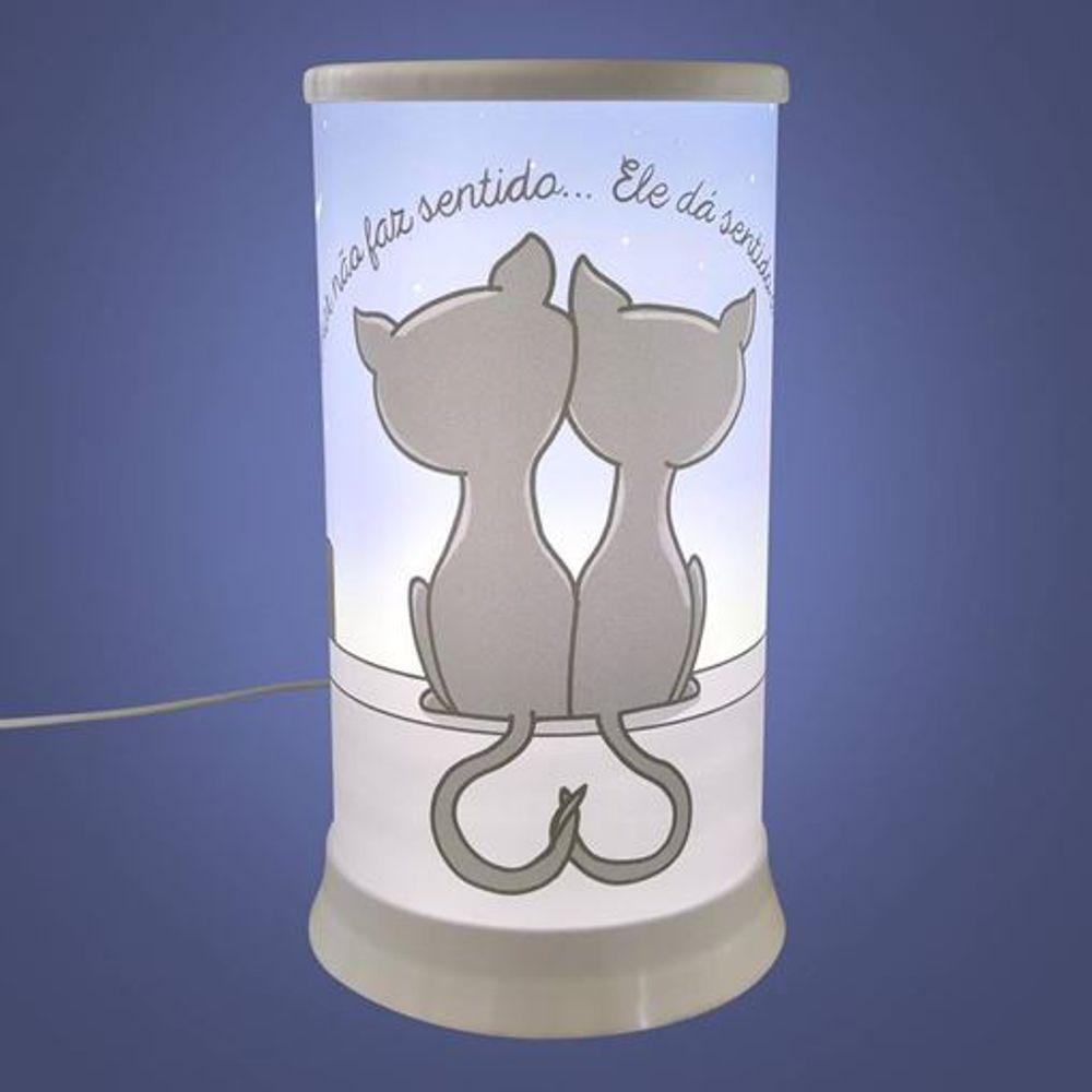 Iluminação Elegante: Luminária De Mesa Hug Gatices Com Estilo Moderno E Sofisticado - 1