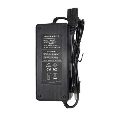Carregador De Bateria 48v 2a Plug Iec Para Bateria De Lítio