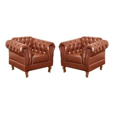 Kit 2 Poltronas Chesterfield Dom Pedro Vintage Retrô Capitonê Couro Caramelo