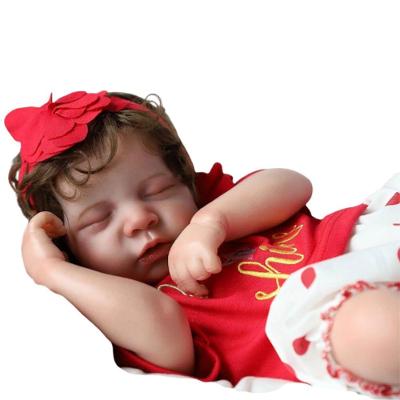 Bebê Reborn Menina Artesanal Olhos Fechados Cabelo Implantado Fio A Fio Realista
