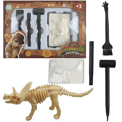 Dino Fóssil Escavação - Modelos Sortidos - Ark Toys