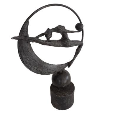 Ginasta Decorativa De Resina 42cm X 27cm