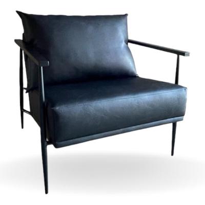 Poltrona Mari Couro Preto Decorativa Sala Estar Confort