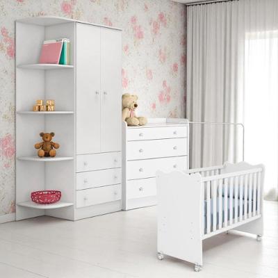 Conjunto Infantil Aurora Branco: Berço Aurora + Kit Rodízios + Cômoda Aurora + Guarda-roupa Aurora