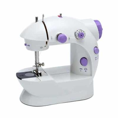 Maquina De Costura Mini Portatil Eletrica Reta Pedal Bobinas Agulha De Mesa Bivolt Tamanho:u;voltagem:bivolt