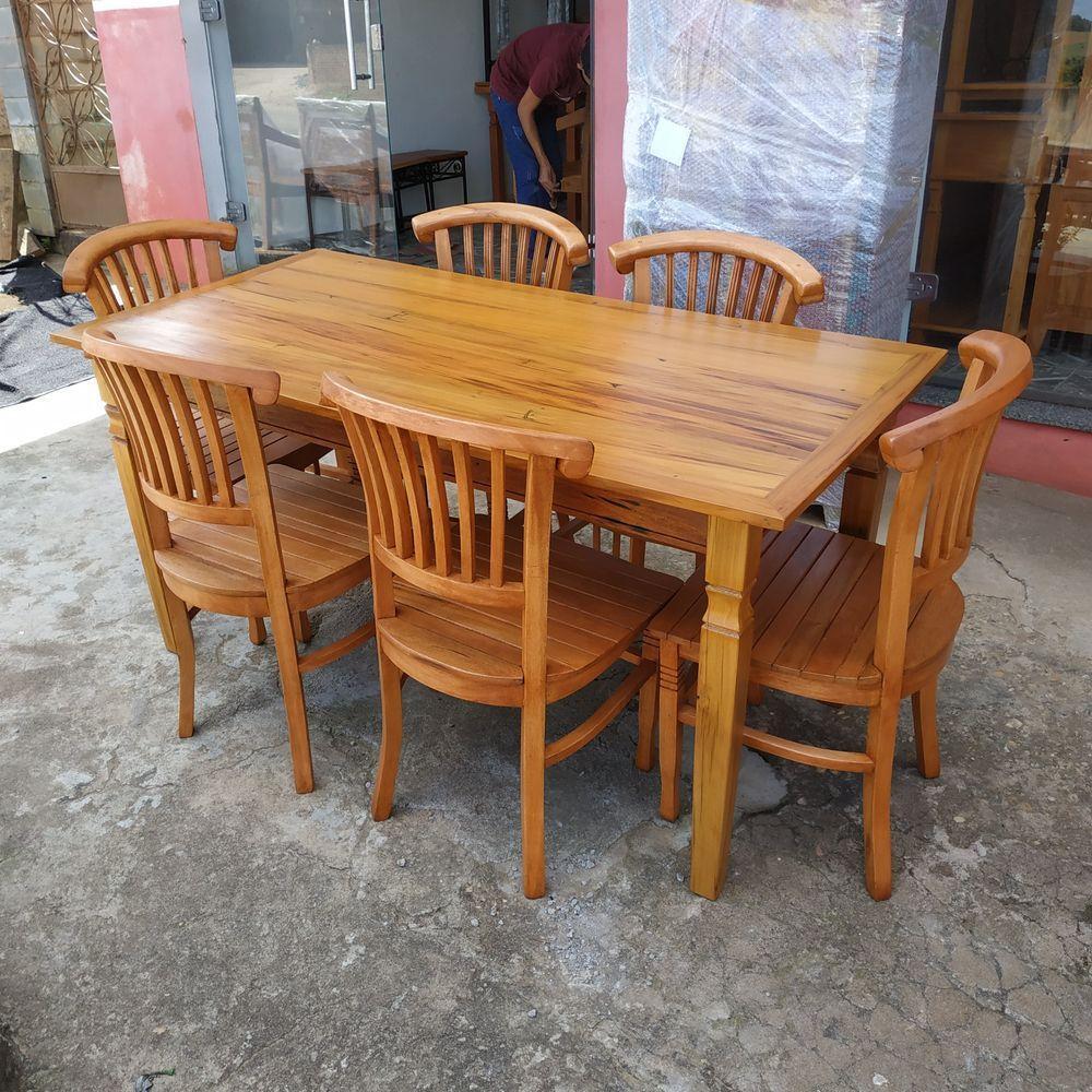 Mesa Em Madeira De Demolição Com 4 Banquinhos De Ladrilho Hidráulico - 10