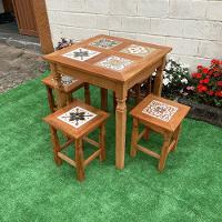 Mesa Em Madeira De Demolição Com 4 Banquinhos De Ladrilho Hidráulico - 9