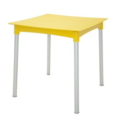 Mesa Tramontina Laura Rattan Em Polipropileno Amarelo Com Pernas De Alumínio Anodizado