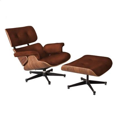 Poltrona Charles Eames Anatômica Com Puff Couro Natural Marrom