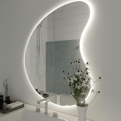 Espelho 90x70 Com Led Claro Organico Forma Irregular Com Fonte Bivolt Branca