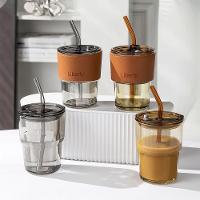 Copo De Vidro Com Tampa Hermética 450ml E Canudo Reutilizável – Design Moderno, Antivazamento E Sustentável- Marrom