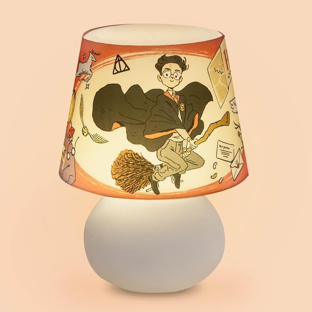 Abajur De Mesa Harry Potter: Iluminação Mágica Para Sua Decoração - 1