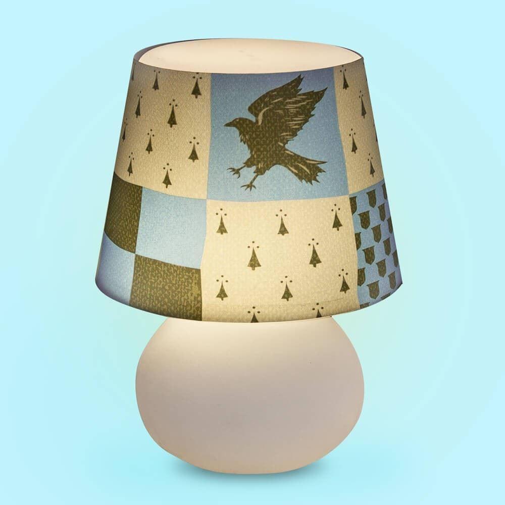 Abajur De Mesa Corvinal: Iluminação Sofisticada Para Ambientes Aconchegantes - 1