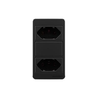 Placa Para Condulete Caixa 3/4" Com Tomada Dupla 2p+t 20a Margirius Sleek Preto Ebony Preto
