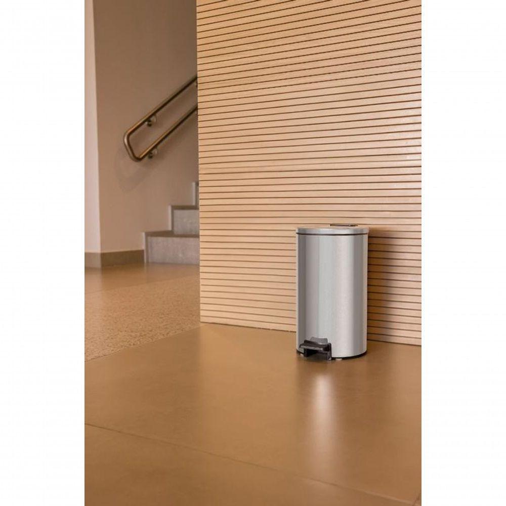 Lixeira Com Pedal Tramontina Loop Aço Inox Polido E Balde Interno 5 L - 2