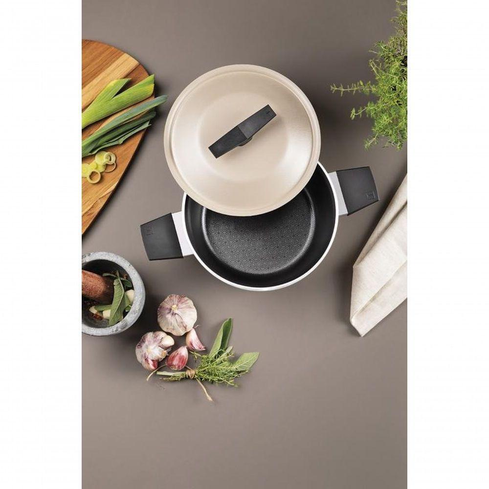 Caçarola Tramontina Spezia Induction Areia Em Alumínio Com Revestimento Em Antiaderente 24 Cm - 2