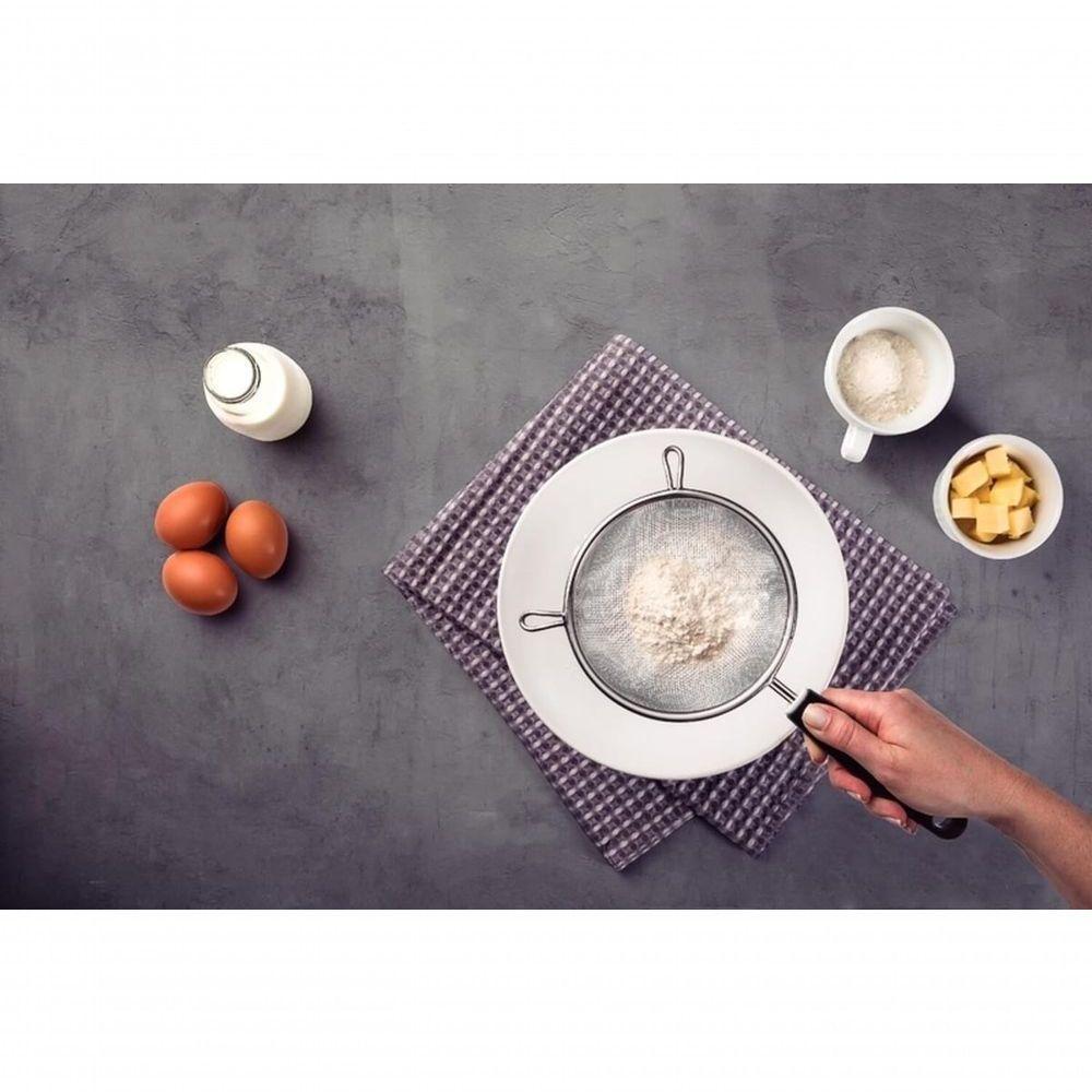 Peneira Tramontina Utilitá Em Nylon Com Cabo Preto 17cm - 2