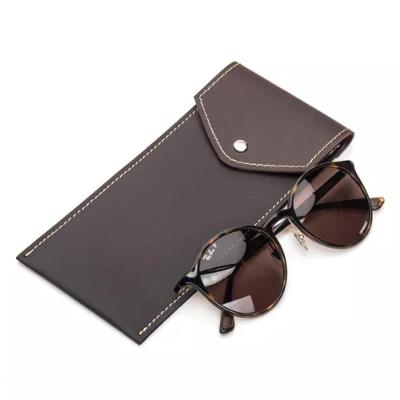 Case Porta Óculos Prático E Moderno Com Toque De Couro Crazy Horse Café