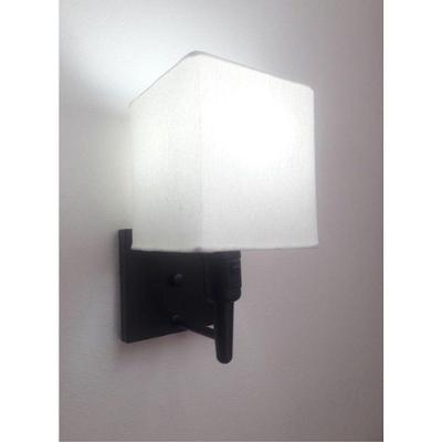Arandela Quadrada Vivare Md-2019 Base Preto Com Interruptor Cúpula Em Tecido - Bivolt Preta-branco 127-220v