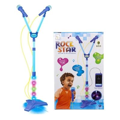 Microfone Infantil Pedestal Karaoke Duplo Rock Star Amplificador Musical Conecta Celular Mp3 Luz