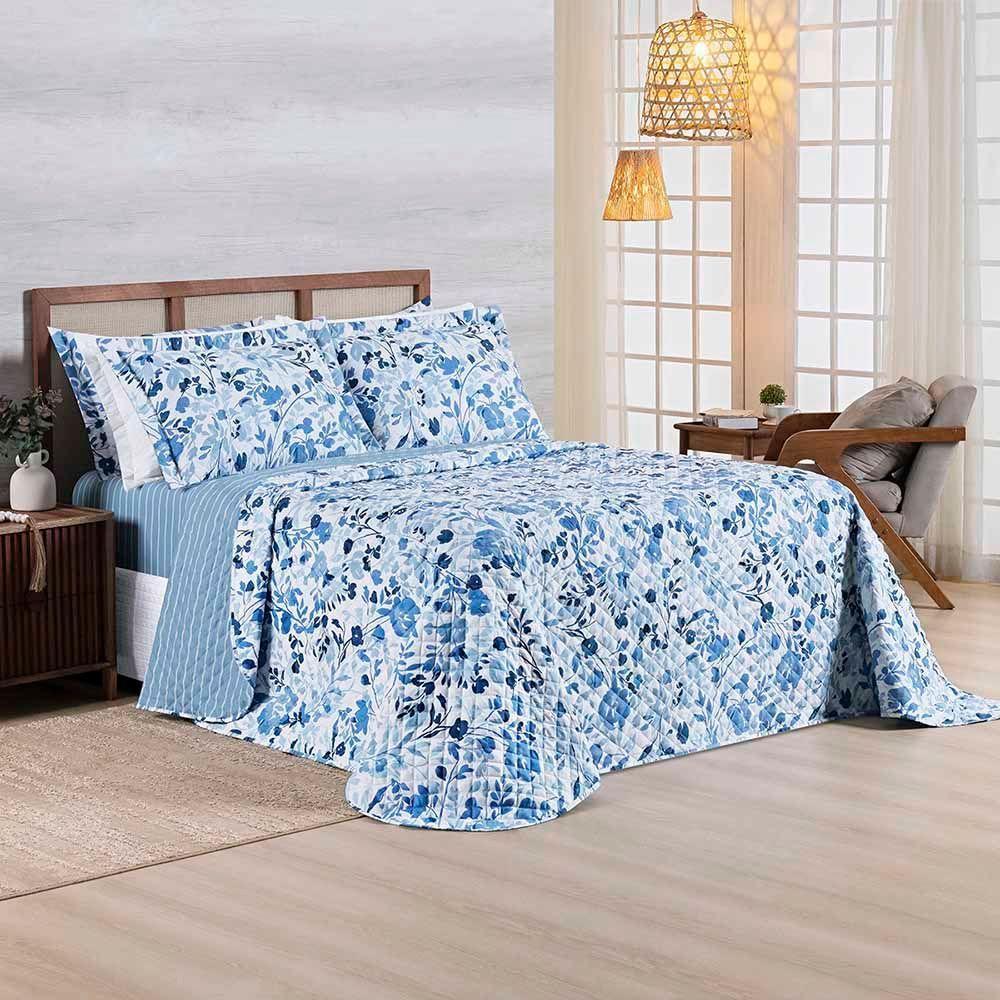 Kit Cobre Leito Colcha Benim King 3 Peças Dupla Face Micropercal 400 Fios - Loli Azul Floral - 100% Poliéster - 2