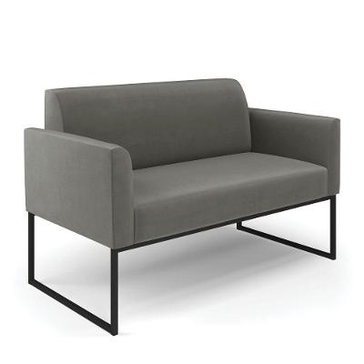 Sofá Namoradeira Base Industrial Preto Marisa Suede Cor Grafite
