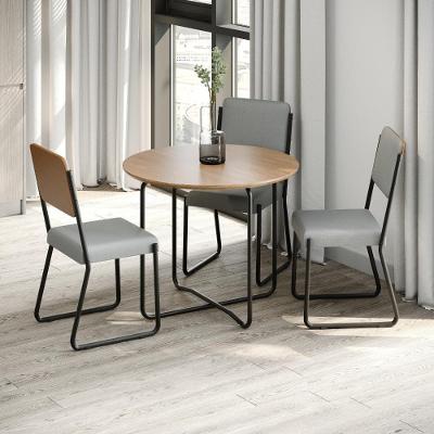 Conjunto 4 Cadeiras De Jantar Next Cinza Claro Corriente Courino Caramelo Estrutura Preta