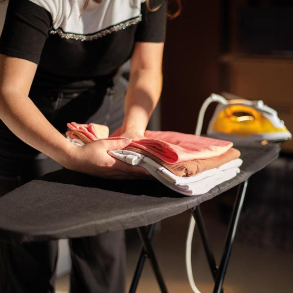 Mesa De Passar Roupa Preta Com Regulagem De Altura Mor - 9