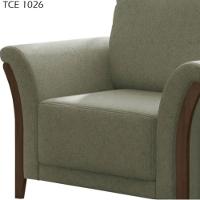 Poltrona Celeste Pés E Braços Em Madeira Tingida - Élpis Móveis Cinza