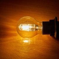 Kit 5 Lâmpadas Halógena Taschibra A55 70w E27 2700k 110v - 3