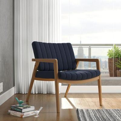 Poltrona Decorativa Uxuá Escritório Recepção Linho Azul Marinho Pés De Madeira