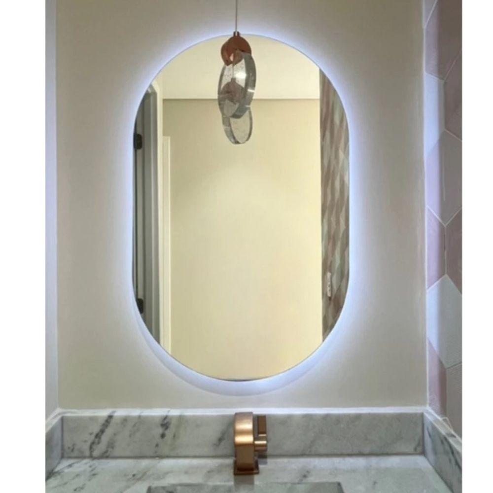 Espelho Brillare Orgânico Oval Grande Com LED 80x50cm Lapidado À Pilha Ou Fonte Branco Frio Pilha - 1