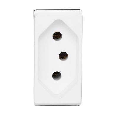 Tomada 2p+t 10 Ampères - Lg030 - Pial Tomada 2p + T 10a Pial Pop - Lg030 - Pial