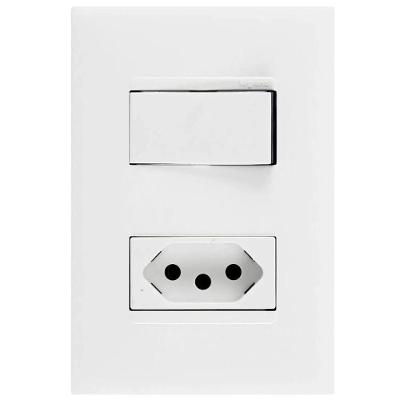 Interruptor Simples De 10 Ampères E Tomada 2p+t De 20 Ampères 4x2 Branco - 615073bc - Pial Plus