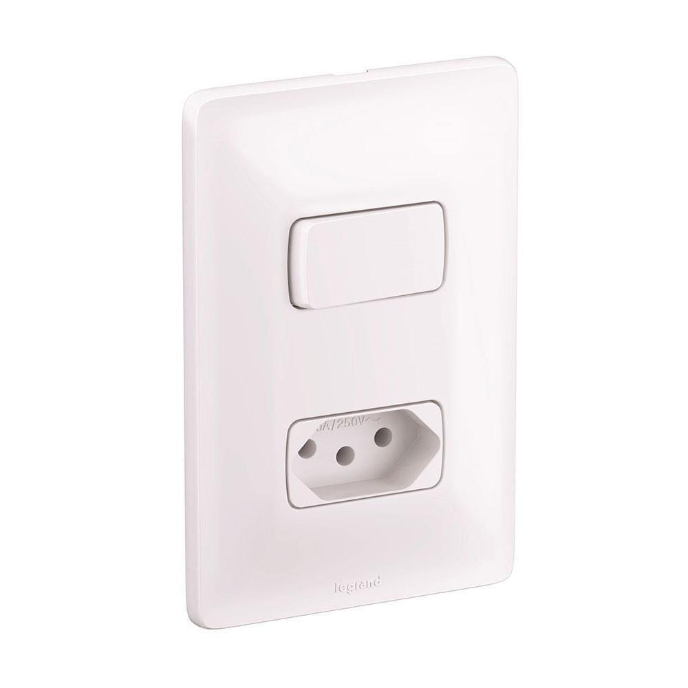 Interruptor Simples + Tomada 2p + T 10a 250 Volts 4x2 Zeffia - 680112 - Pial Inter.simples+tomada 2p+t 10a 250v 4x2 - 1