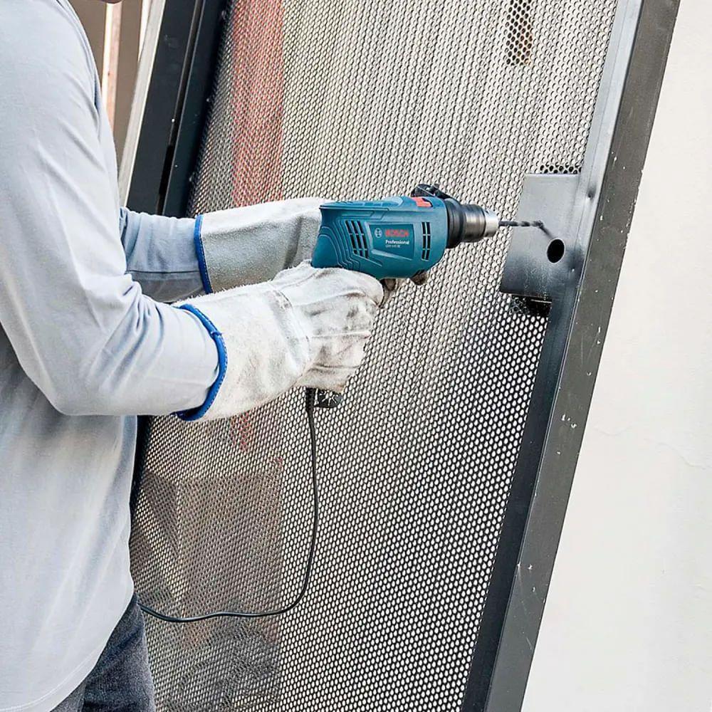 Furadeira De Impacto Gsb 550 Re Com 14 Acessórios De 550 Watts 110 Volts - 06011b60d4000 - Bosch - 6