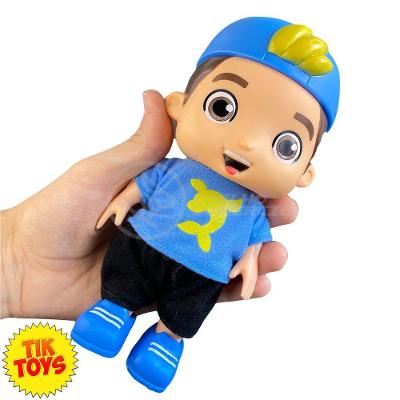 Boneco Luccas Neto Articulado Fala 14 Frases 19cm