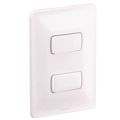 2 Interruptores Simples 4x2 10a 250v Zeffia - 680101 - Pial 2 Interruptor Simples 10a 250v 4x2 Zeffi