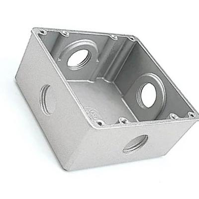 Caixa Para Piso 4x4 Baixa Com 1 Polegada - 56120023 - Tramontina Caixa P-piso 4x4 R.1" Baixo Tramontina 56120-023