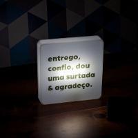 Luminária Slim Box Usb: Iluminação Indireta Para Ambientes Sofisticados E Modernos - 5