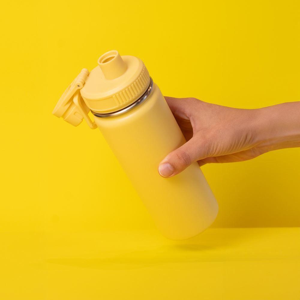 Garrafa Térmica Amarela 570ml - Mantenha Sua Bebida Quente Ou Fria Com Estilo! - 4