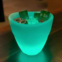 Balde De Gelo Iluminado 5l - Sofisticação E Estilo Para Suas Festas Inesquecíveis! - 5