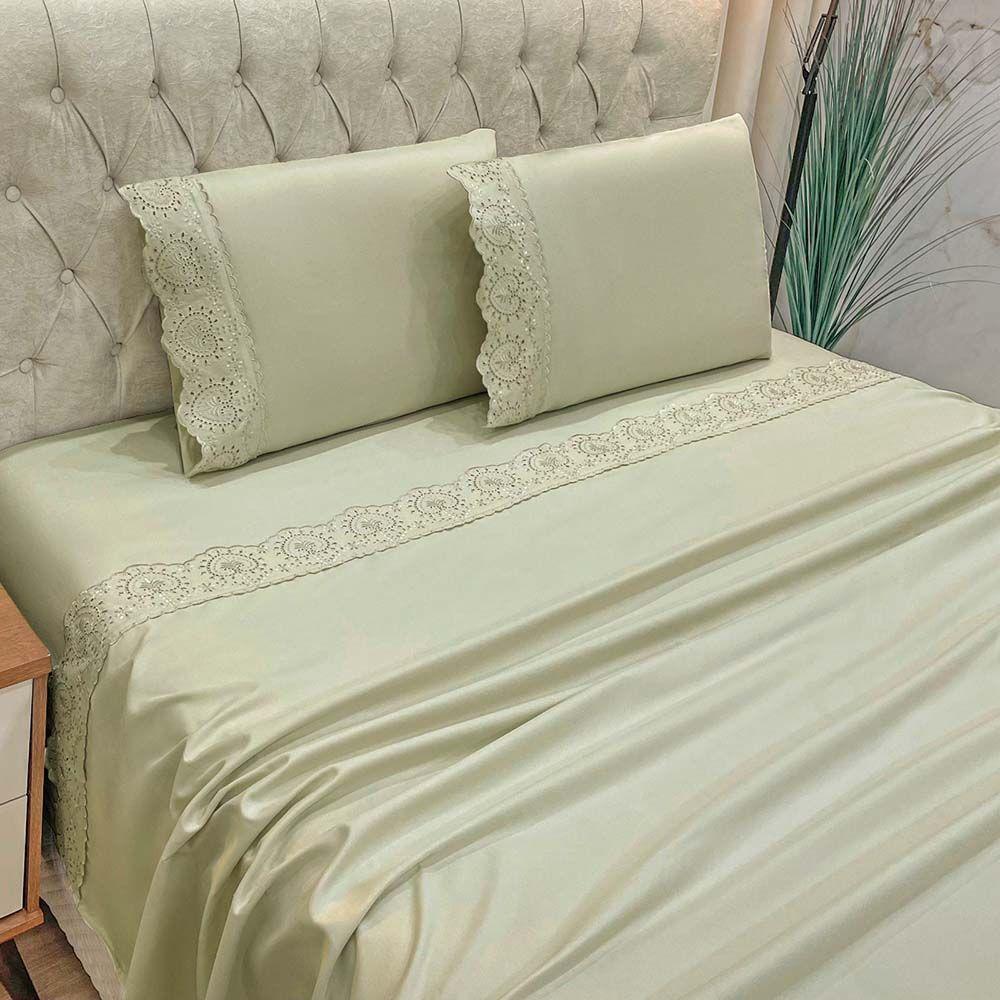 Jogo De Cama Lençol Bella King 4 Peças Micropercal 300 Fios Bordado Inglês Macio - Bege - 100% Poliéster - 1
