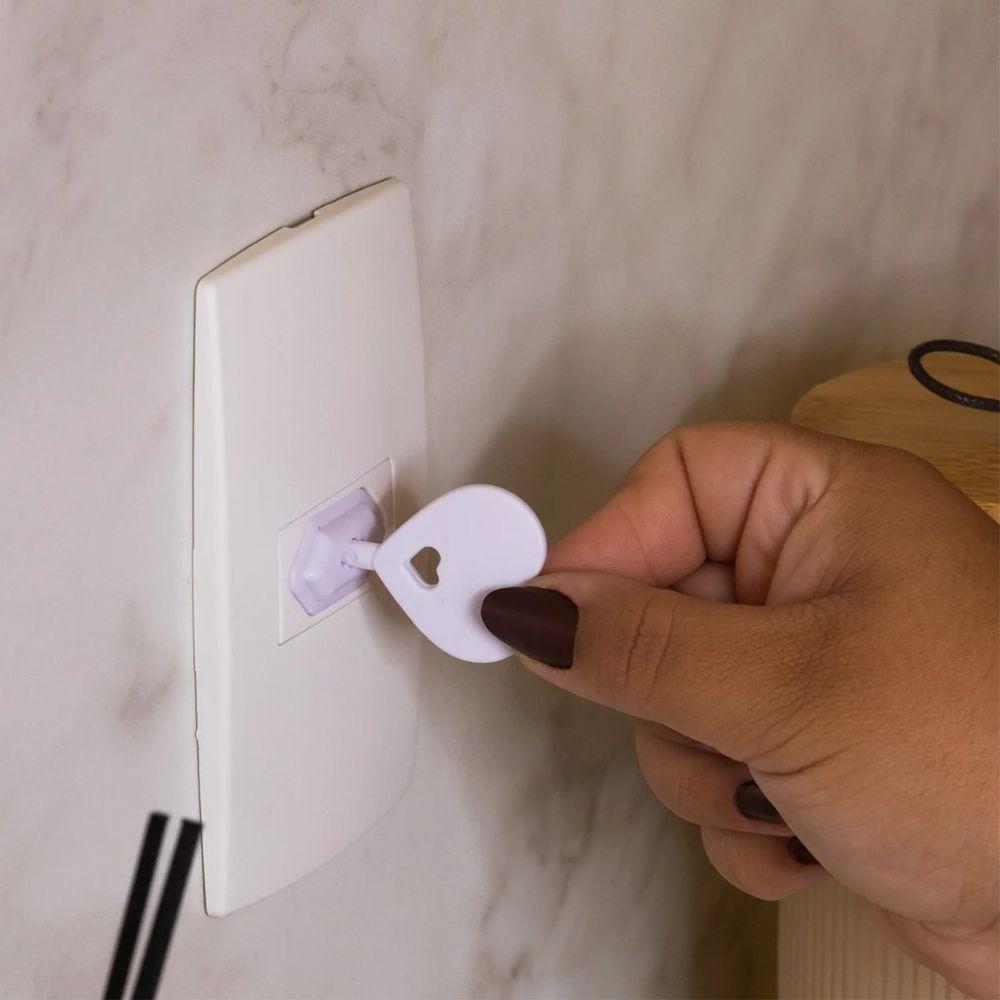 Conjunto 8 Protetores Para Tomada Lyor Com 2 Chaves 3x2x1,5cm Branco - 5